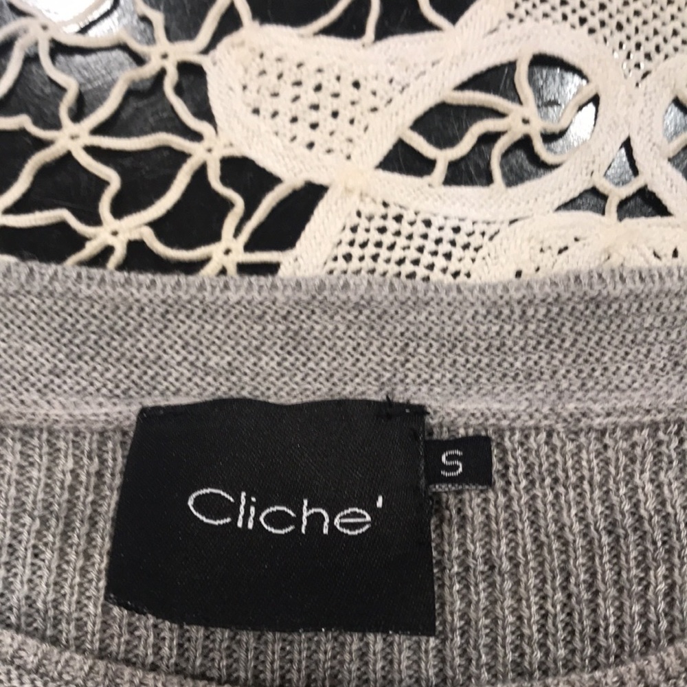 Cliche gray bell sleeve sweater - Picture 4 of 7